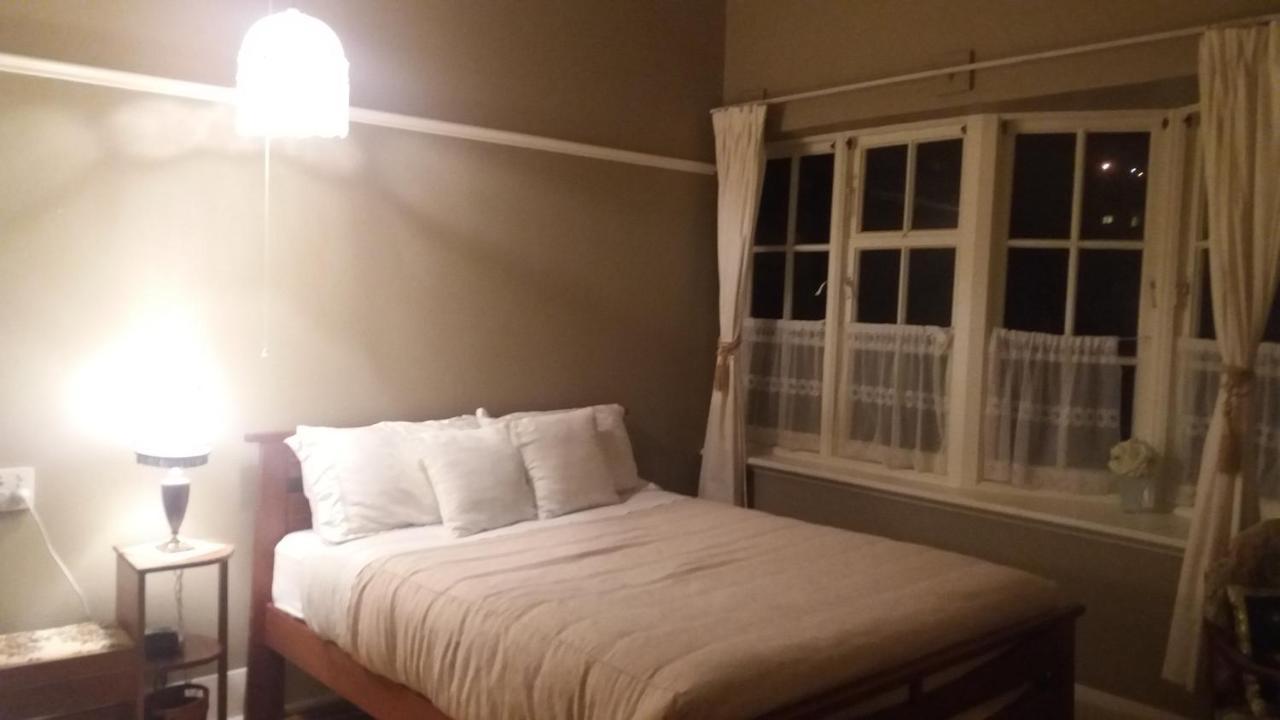 Chimneys B&B 奥玛鲁 外观 照片